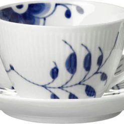 Royal Copenhagen Blå Mega Riflet 28 Cl. Kop Med Underkop