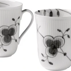 Royal Copenhagen Sort Mega Riflet 33 Cl. Krus